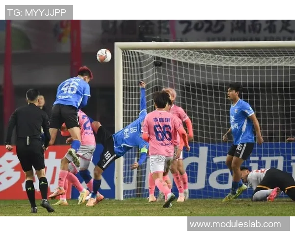 2025年湖南省大学生足球联赛(甲组)在怀化学院举办 2025年湖南省大学生足球联赛(甲组)在怀化学院举办