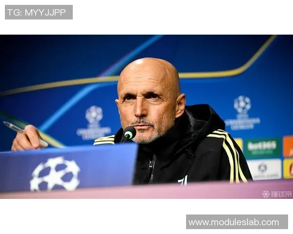 斯帕莱蒂:丢球前踢得像教科书相同呆板;伊尔迪兹在尖端之上 斯帕莱蒂:丢球前踢得像教科书相同呆板;伊尔迪兹在尖端之上